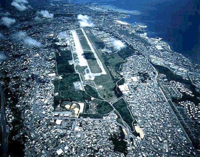 日本岩国基地.